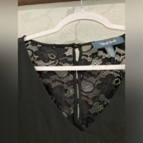 Modcloth Lace Mod V Neck Blouse Black Feminine Button Whimsy Goth - Picture 4 of 9